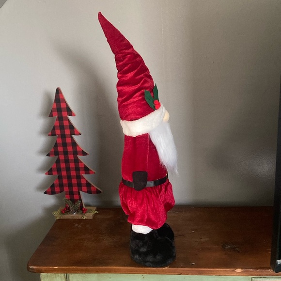NWT- Beautiful Santa Greeter Gnome Decoration w/ Extendable Legs 27”-37” - Picture 9 of 17